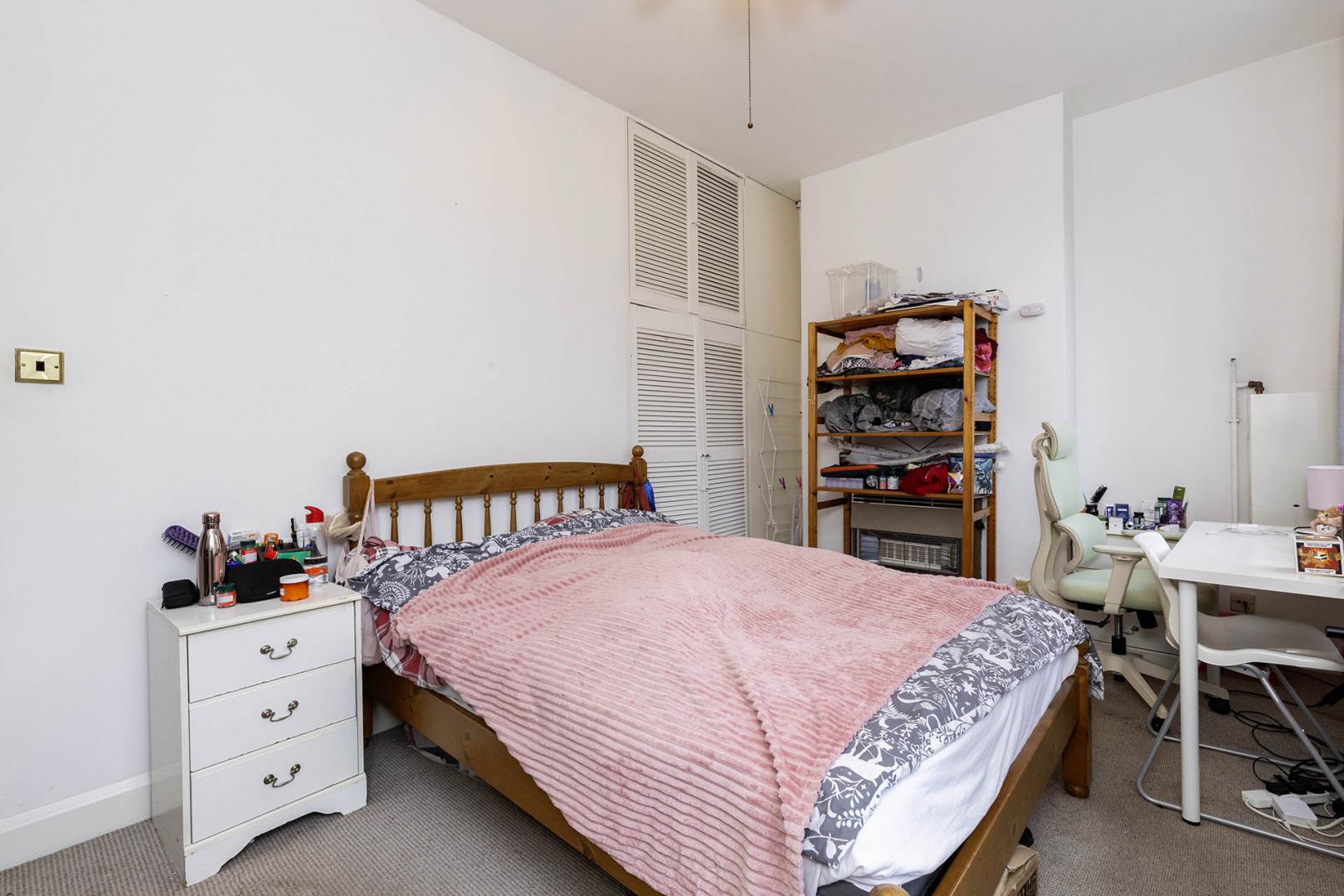 Spacious 3 bedroom property located in Highbury close to Arsenal Station  Drayton Park, Highbury